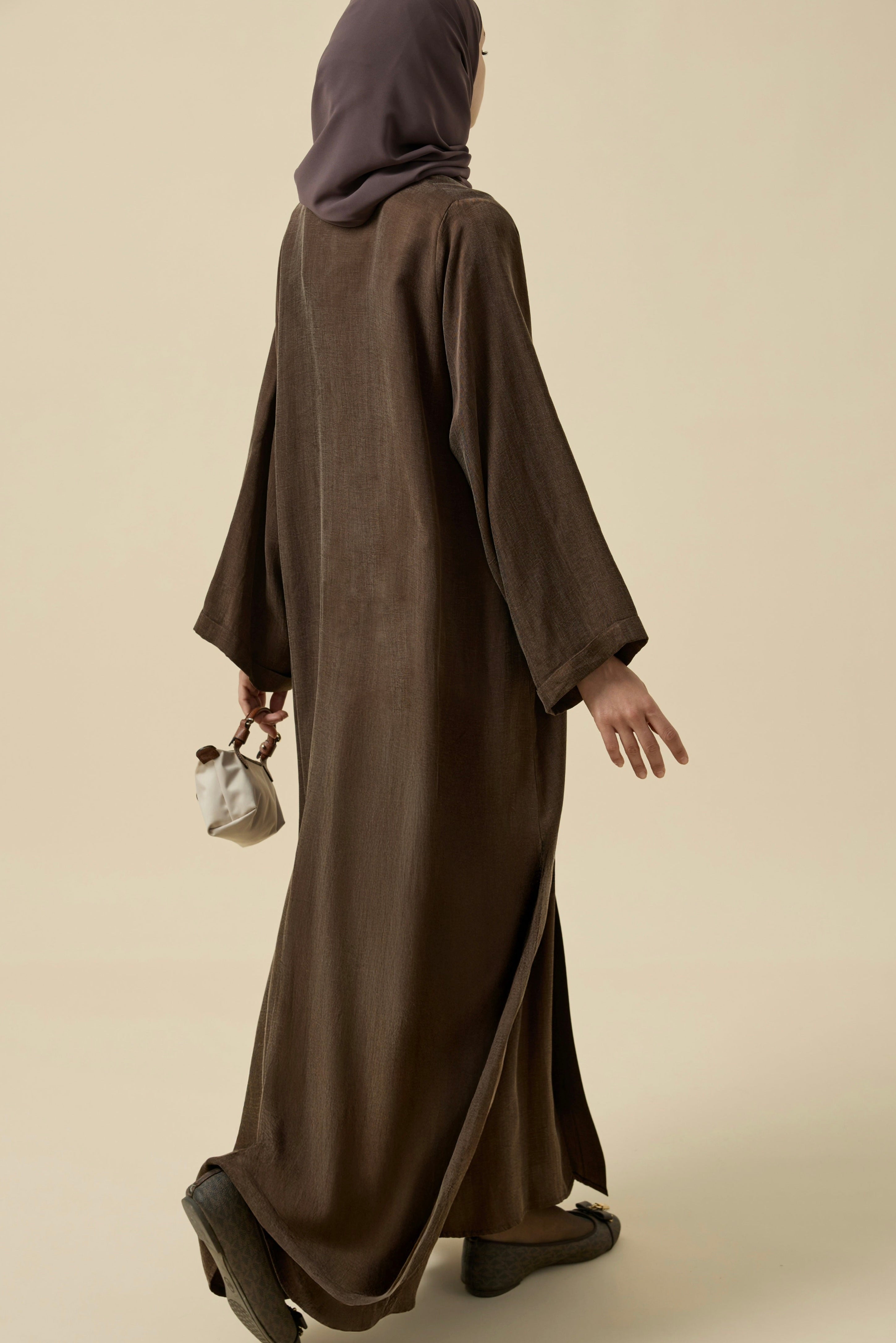 Brit Detaylı Kahverengi Kupra Abaya Hubab Abaya