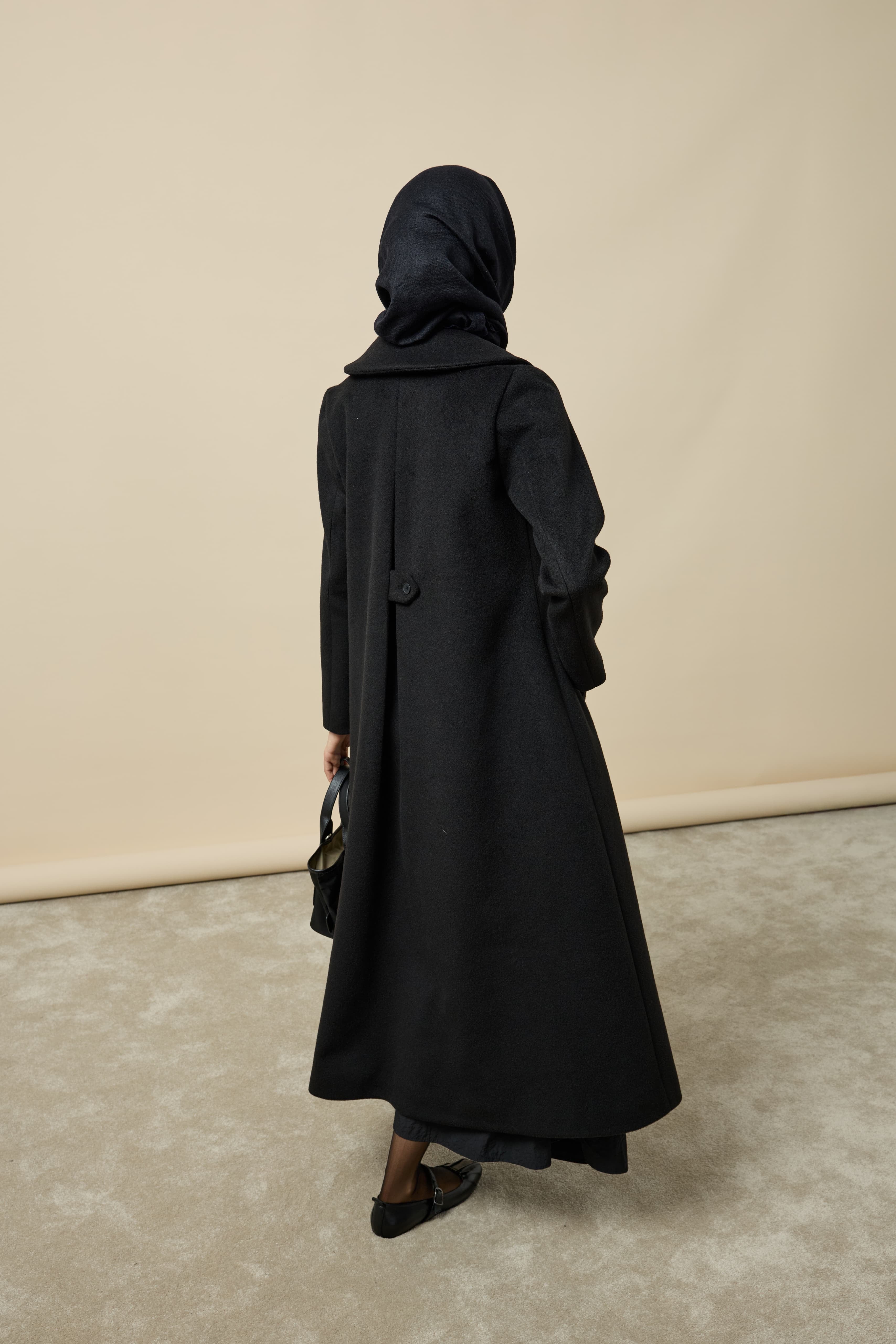 Royal Siyah Kaşe Kaban Hubab Abaya