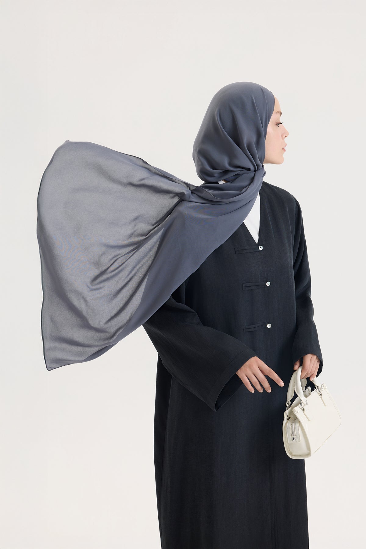 Brit Detaylı Siyah Kupra Abaya Hubab Abaya