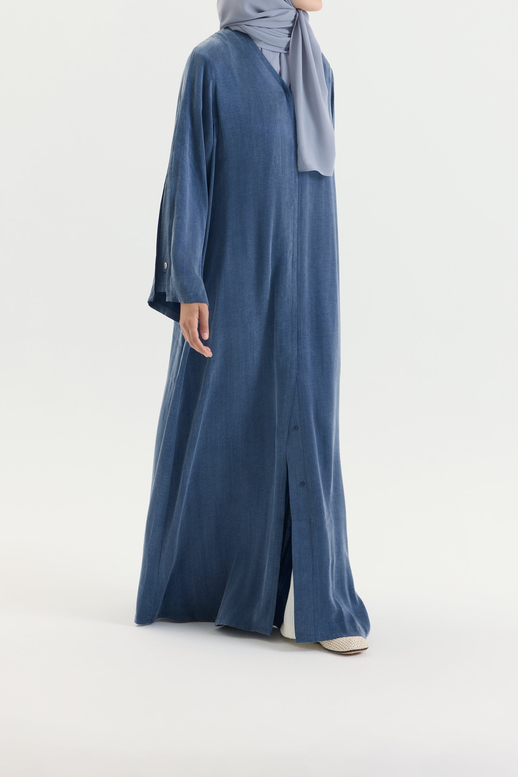 Essential İndigo Abaya Hubab Abaya
