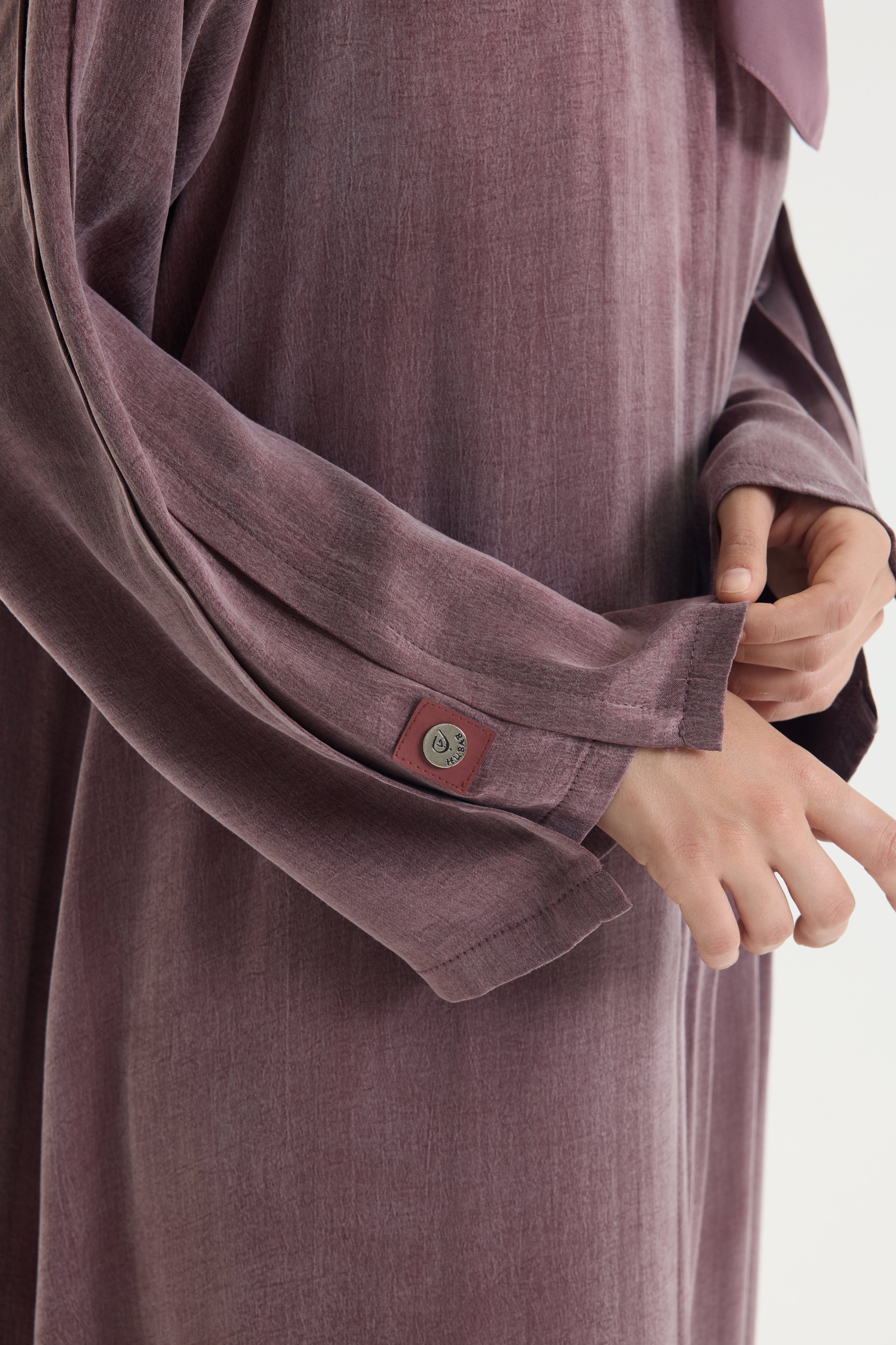 Essential Mürdüm Abaya Hubab Abaya