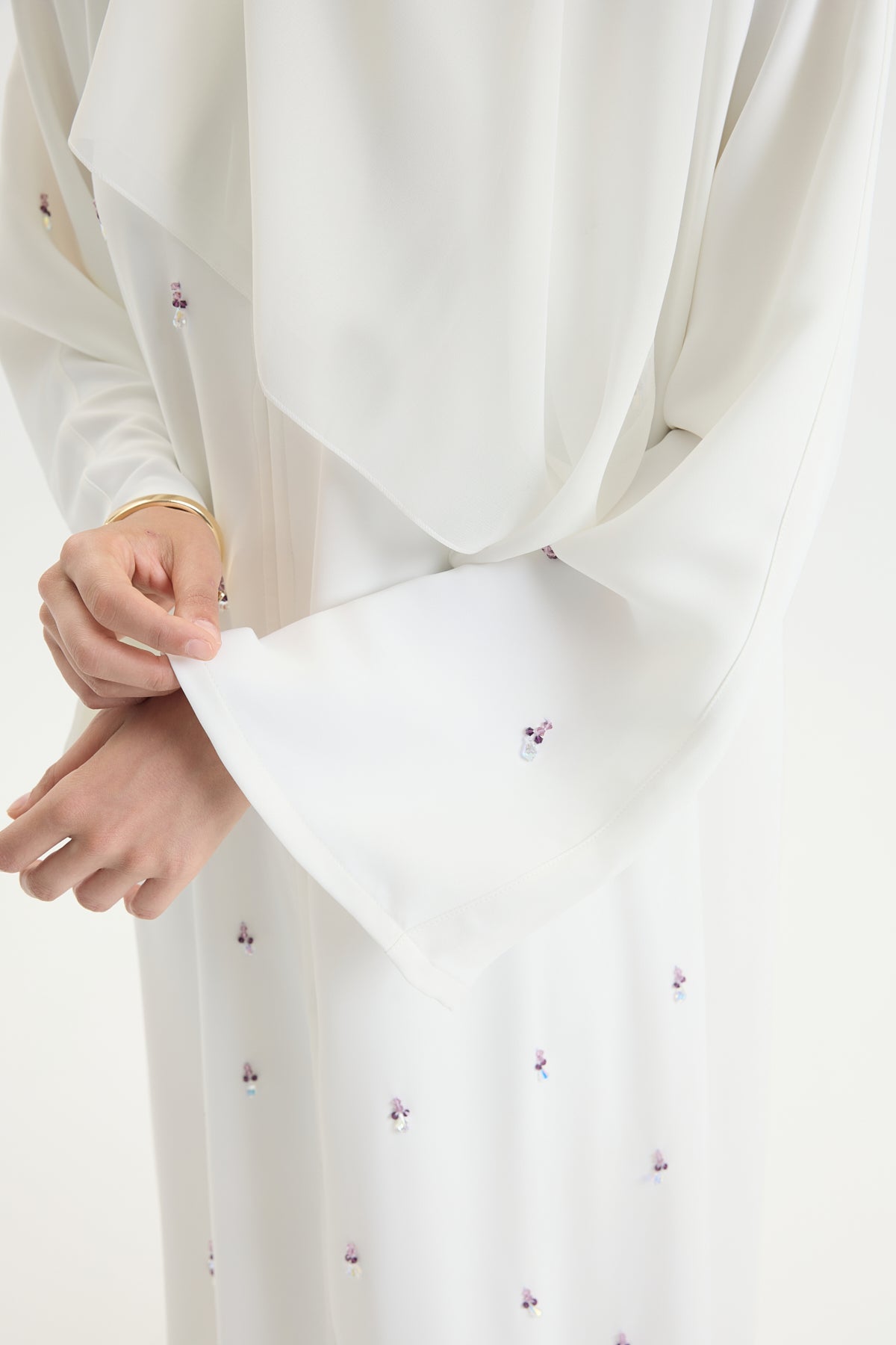 Beyaz Leylak Abaya