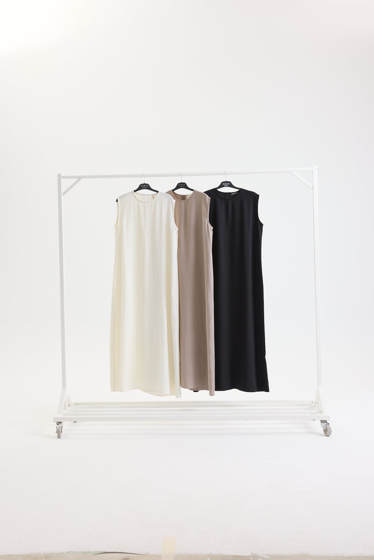 Tensel İpek Elbise Hubab Abaya