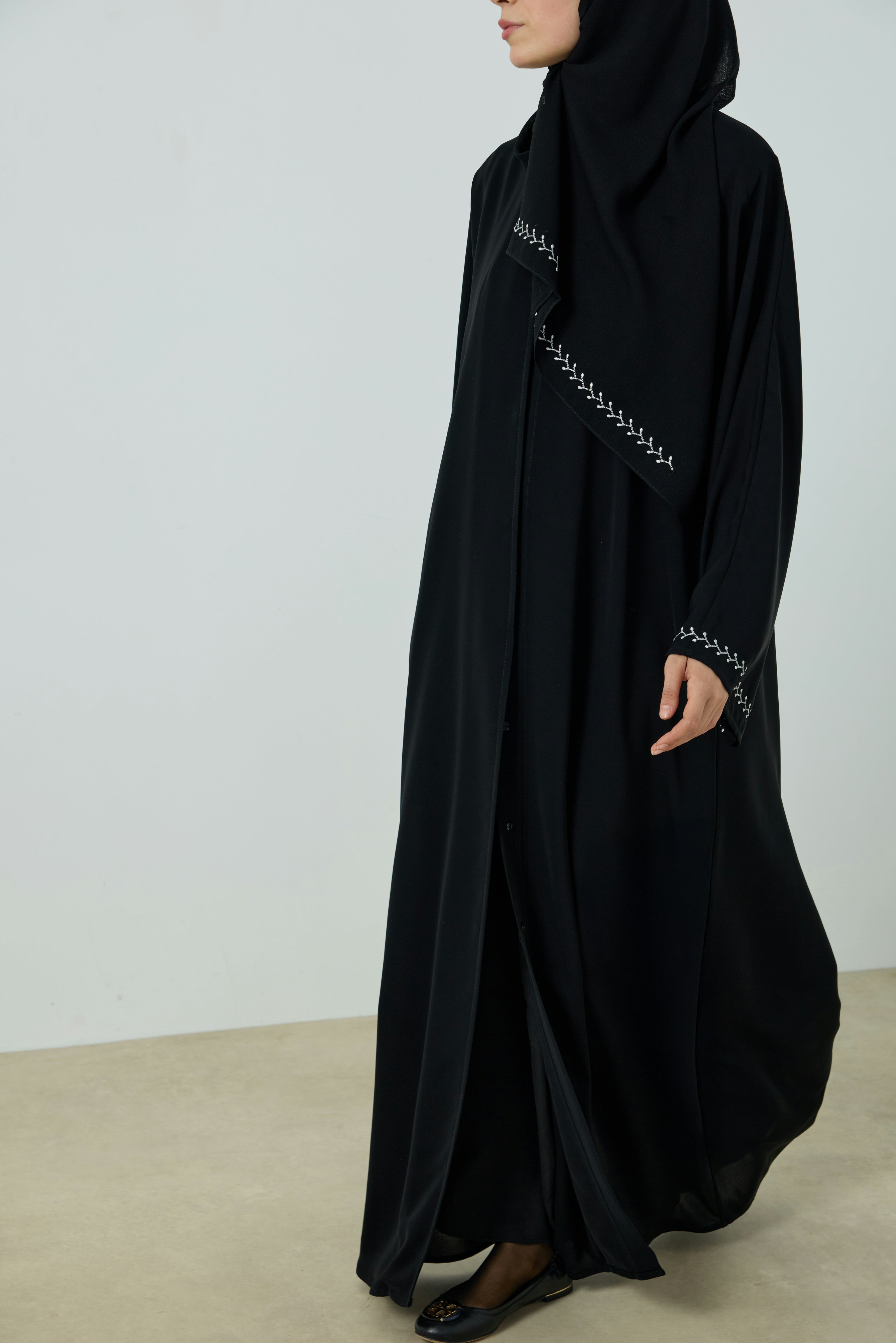 Exclusive Japon İpeği Nakış Abaya Hubab Abaya