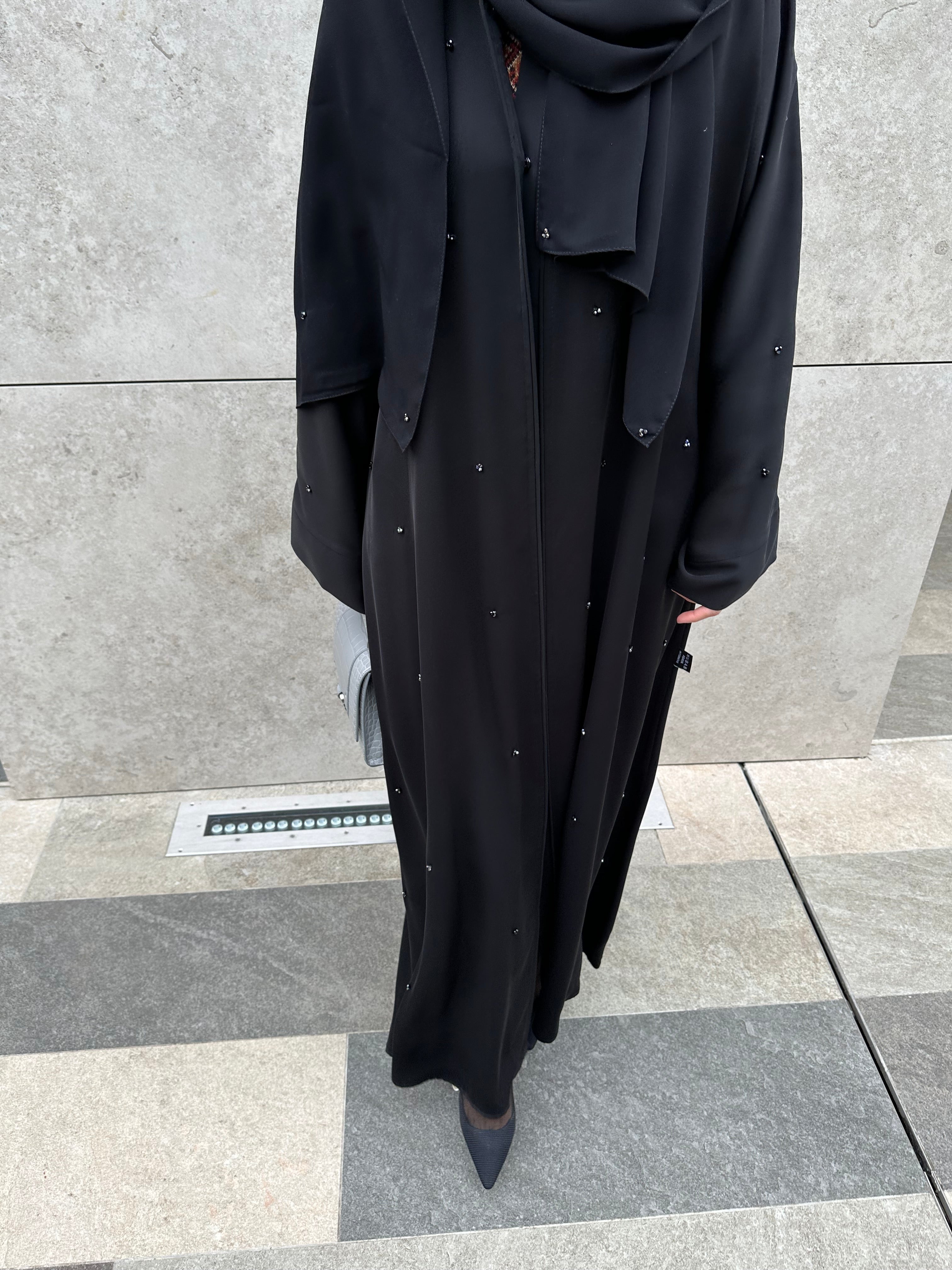 DİLA ABAYA LUXURY