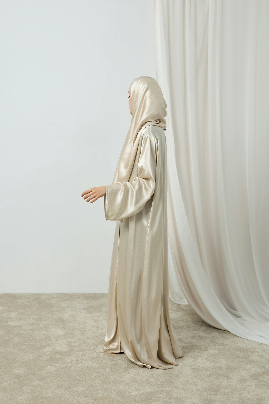 Vanilla Luxe Abaya Hubab Abaya