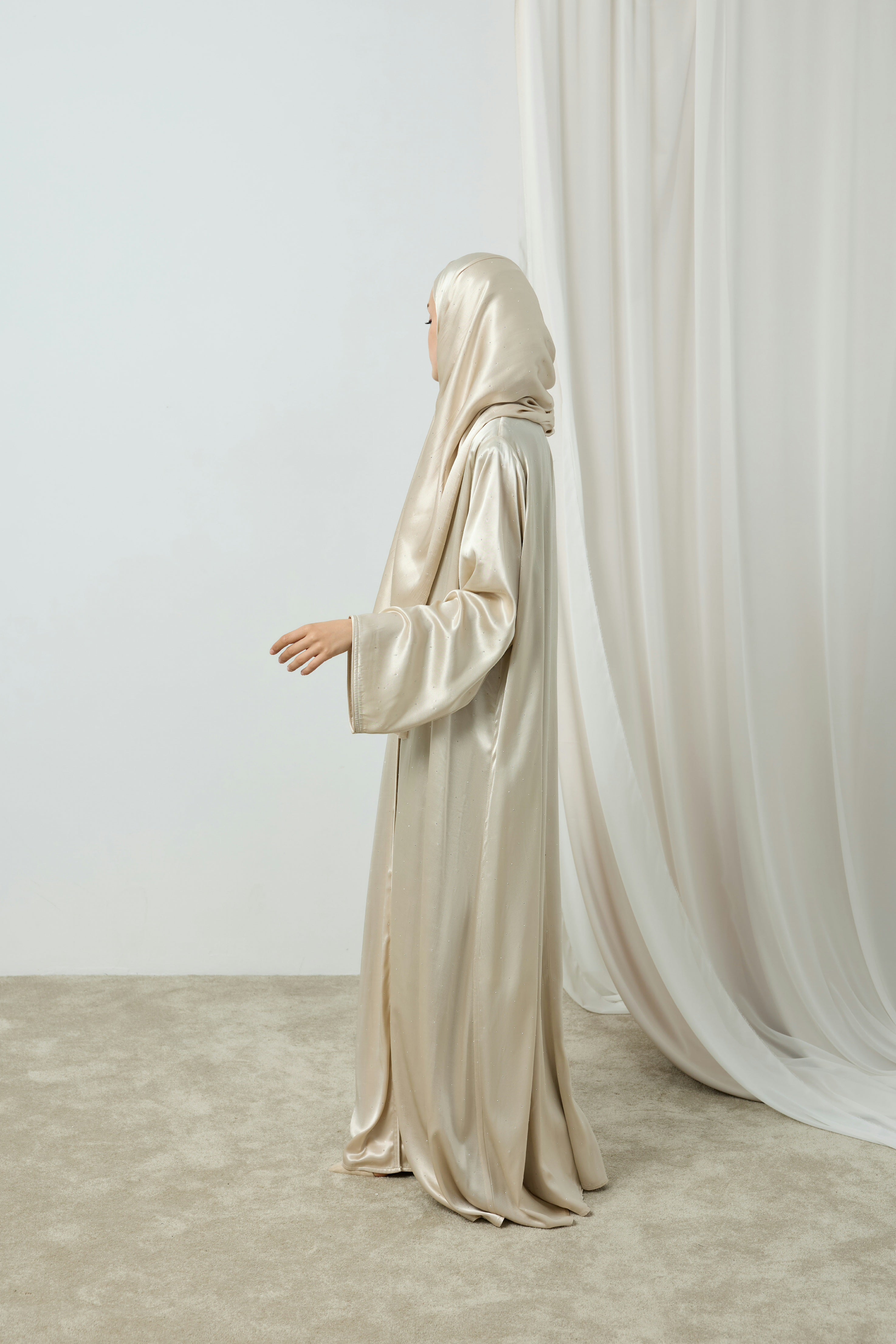 Vanilla Luxe Abaya Hubab Abaya