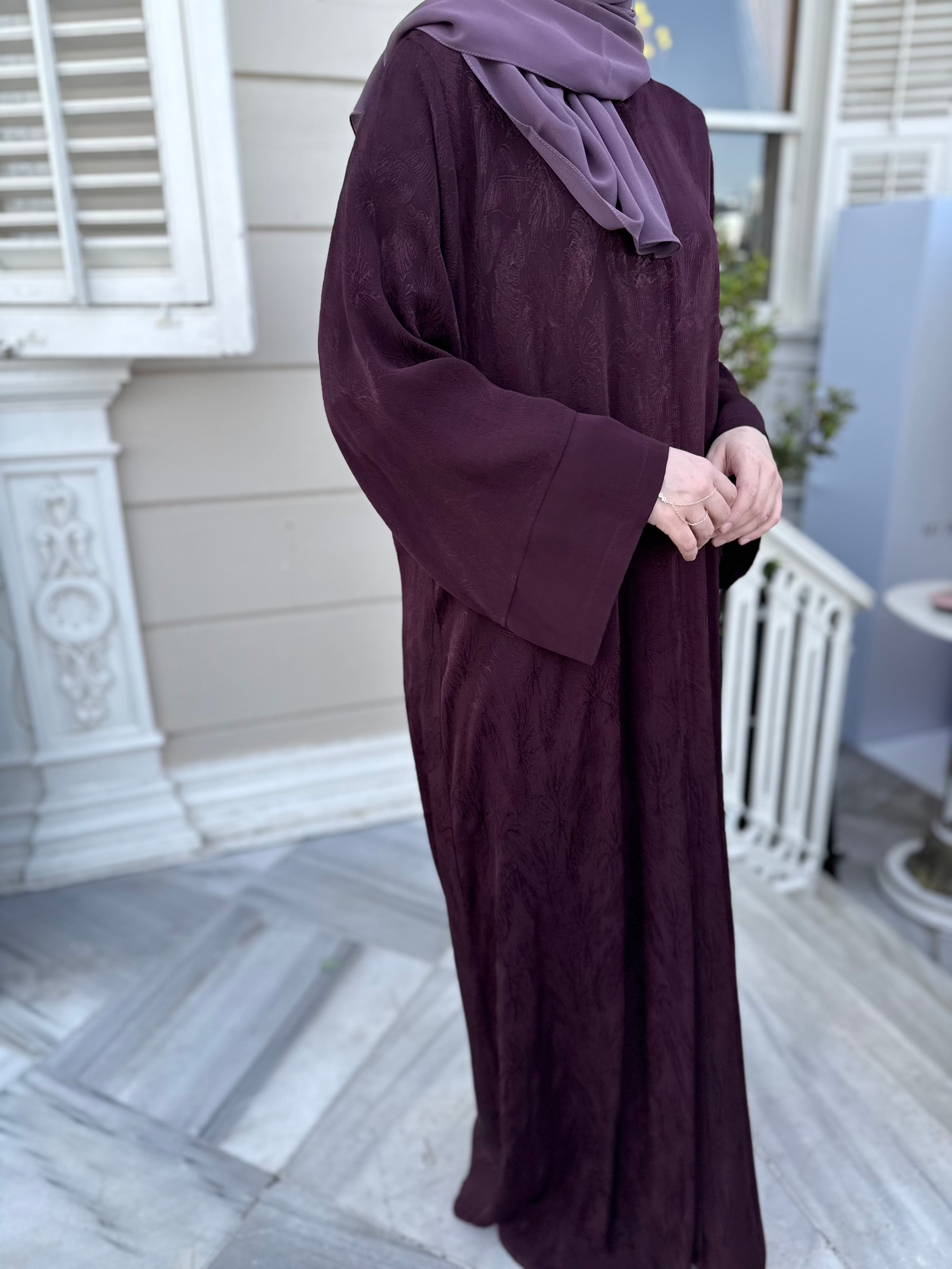 Roses Abaya Hubab Abaya