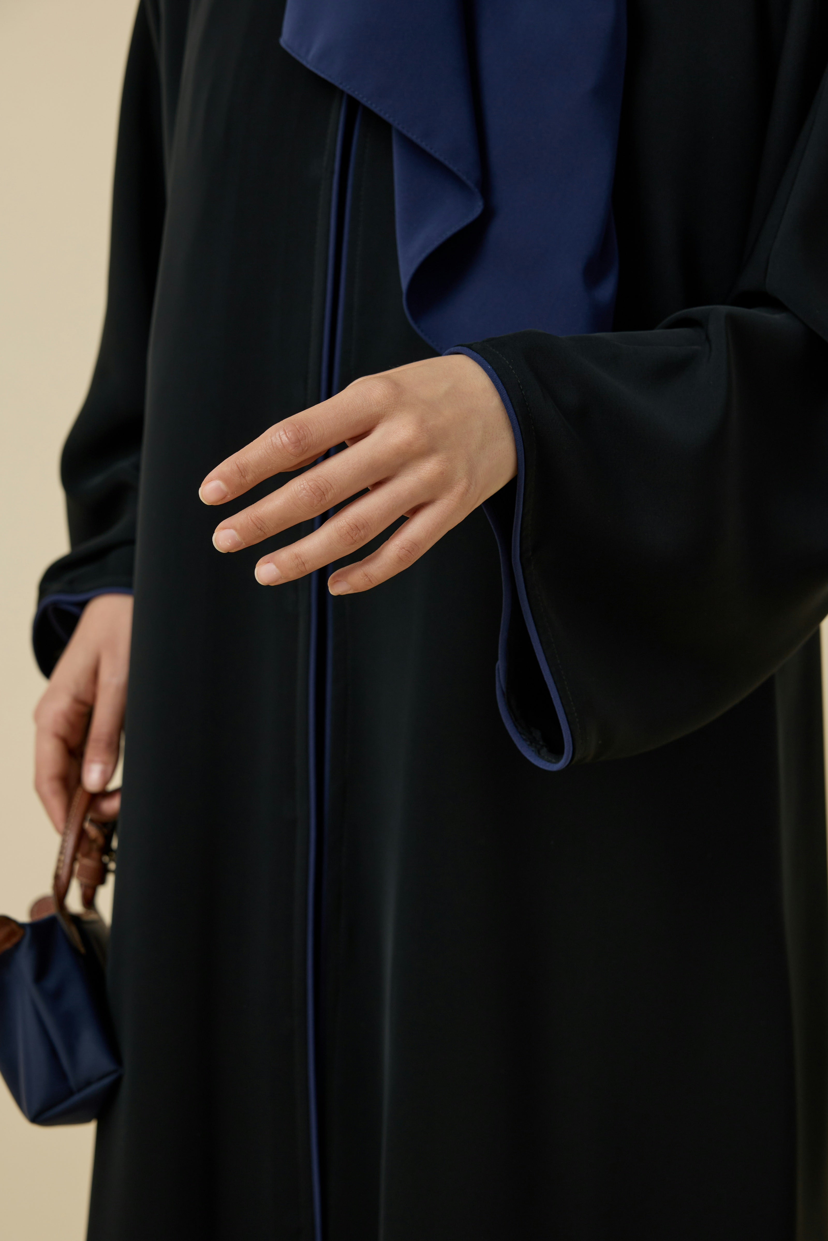 Lacivert Biyeli Abaya Hubab Abaya