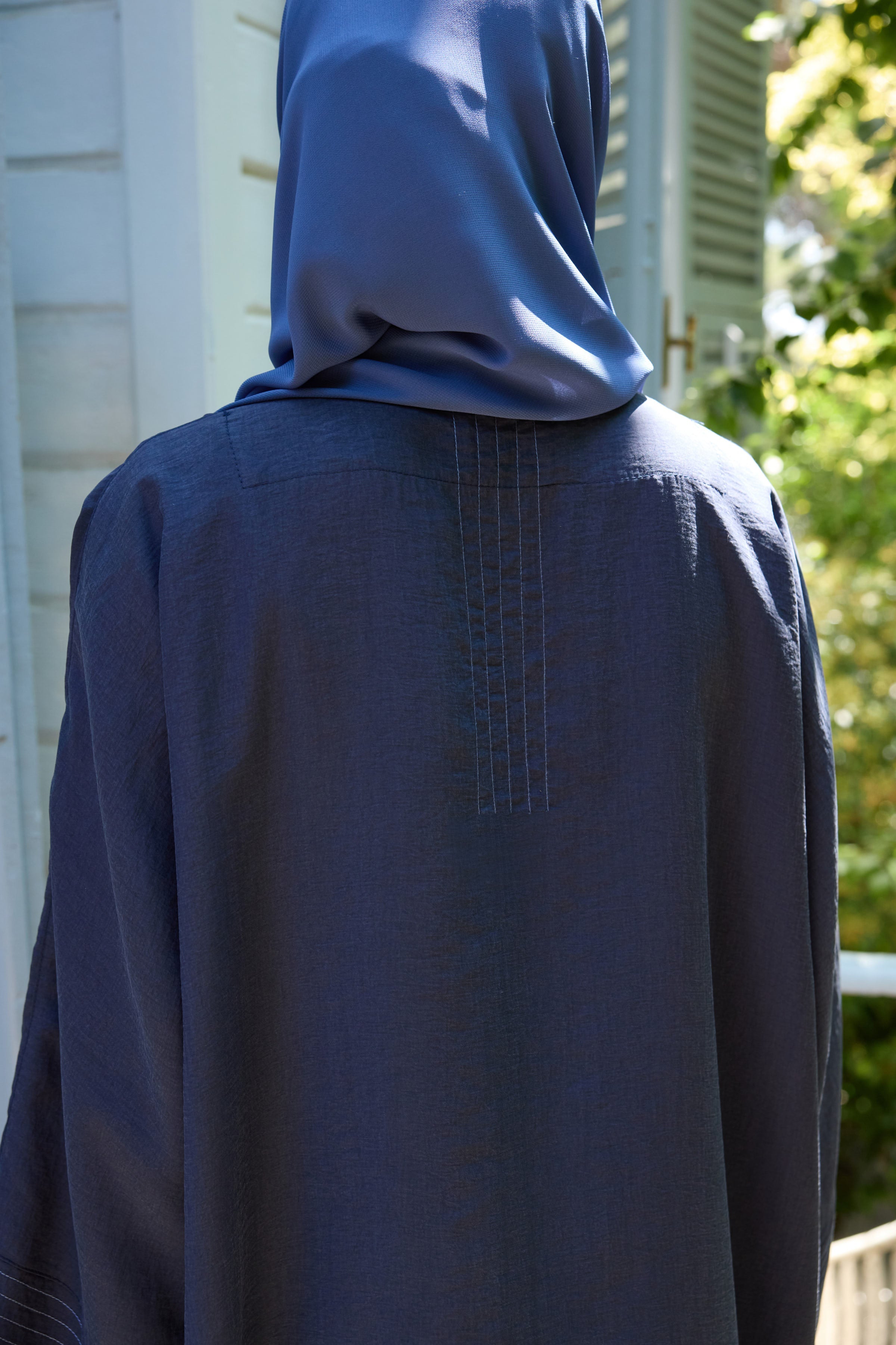 ÇİZGİ DETAYLI LACİVERT TENSEL ABAYA Hubab Abaya