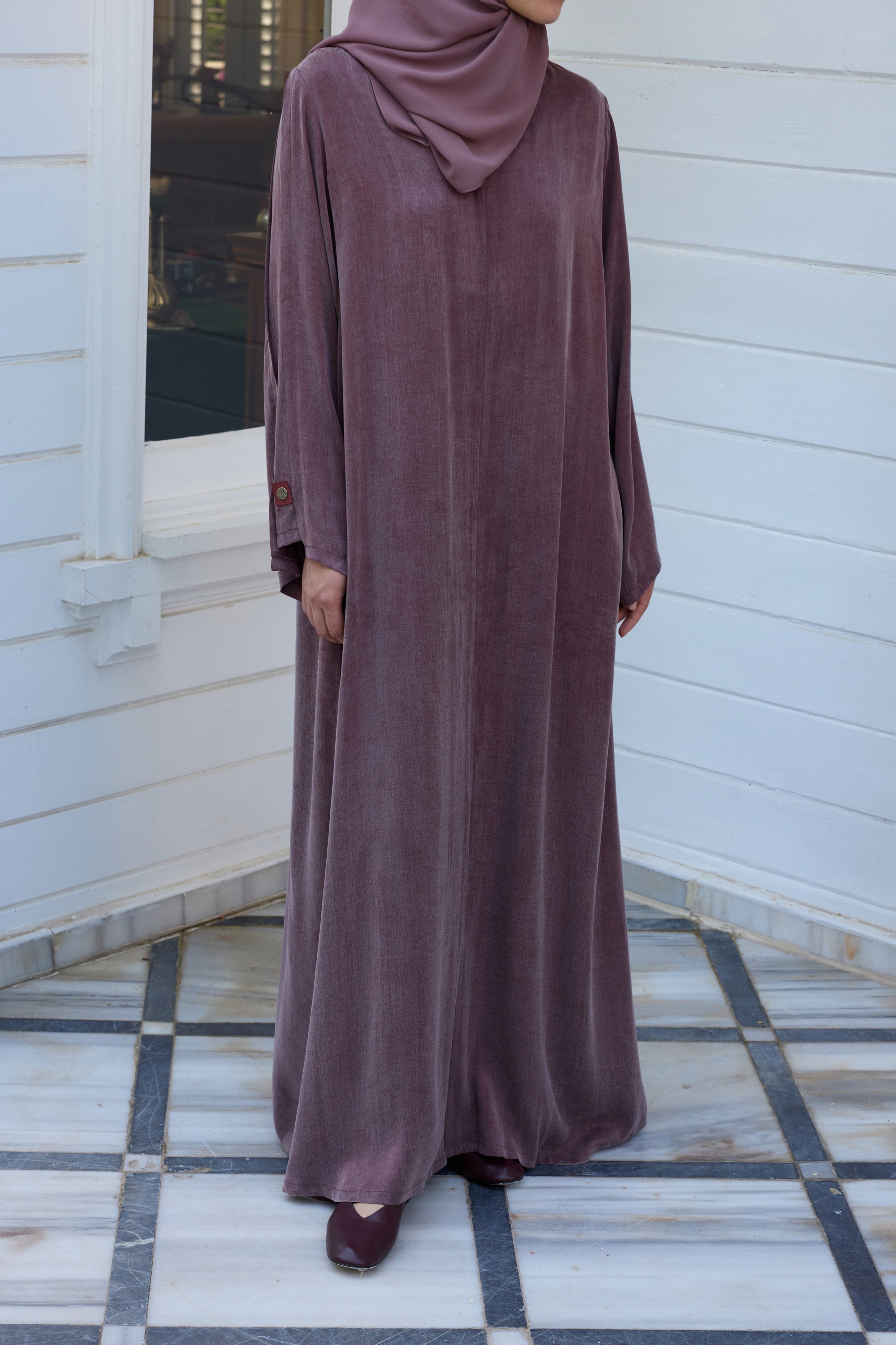 Essential Mürdüm Abaya Hubab Abaya
