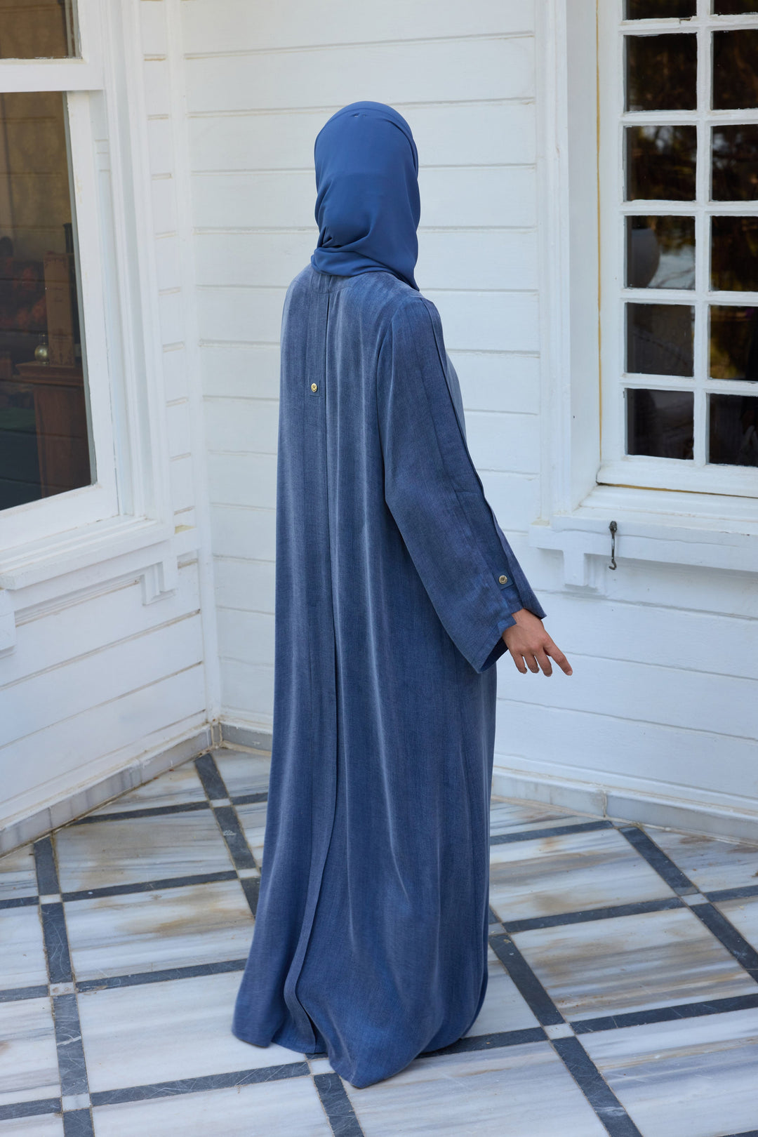 Essential İndigo Abaya Hubab Abaya