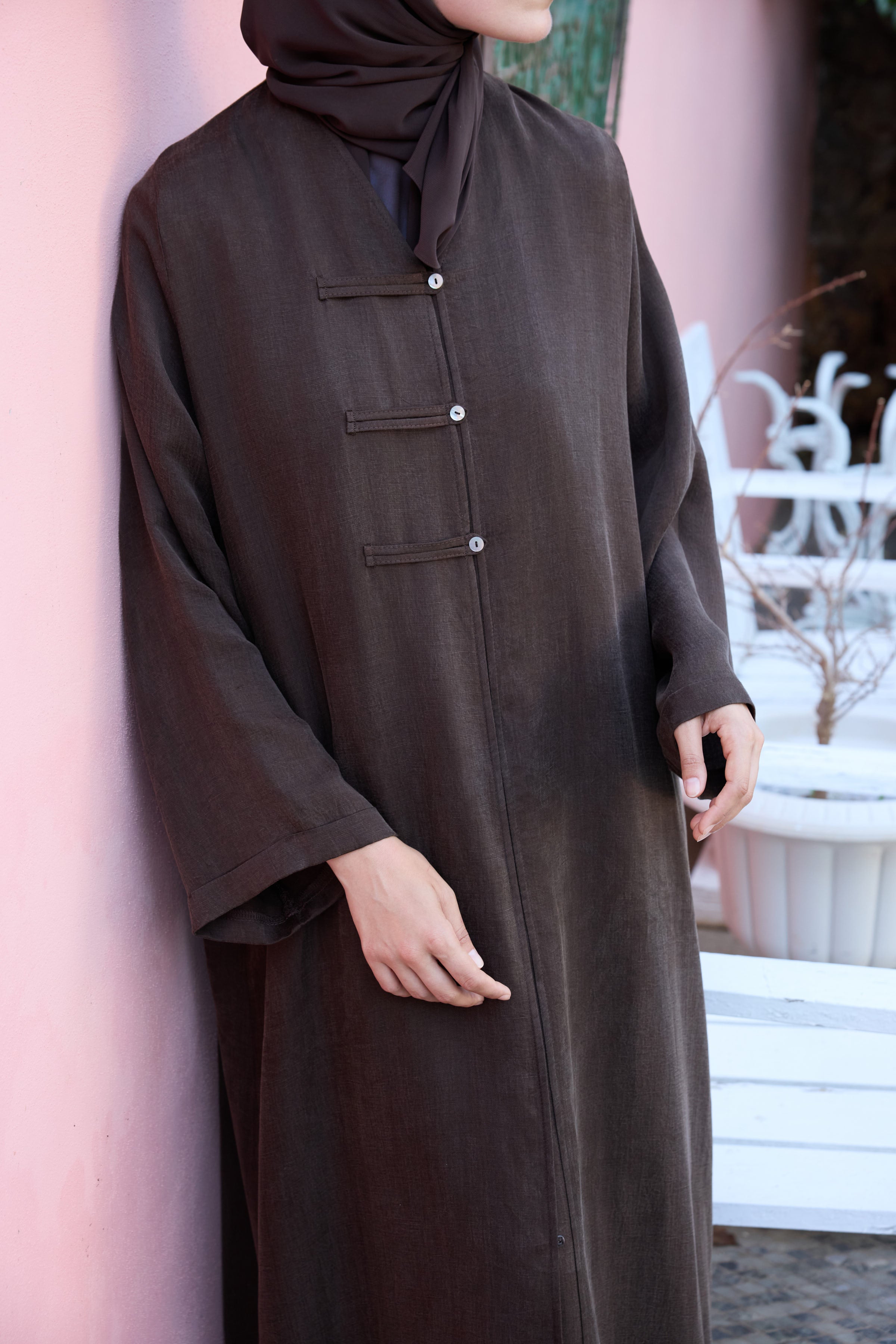 Brit Detaylı Kahverengi Kupra Abaya Hubab Abaya