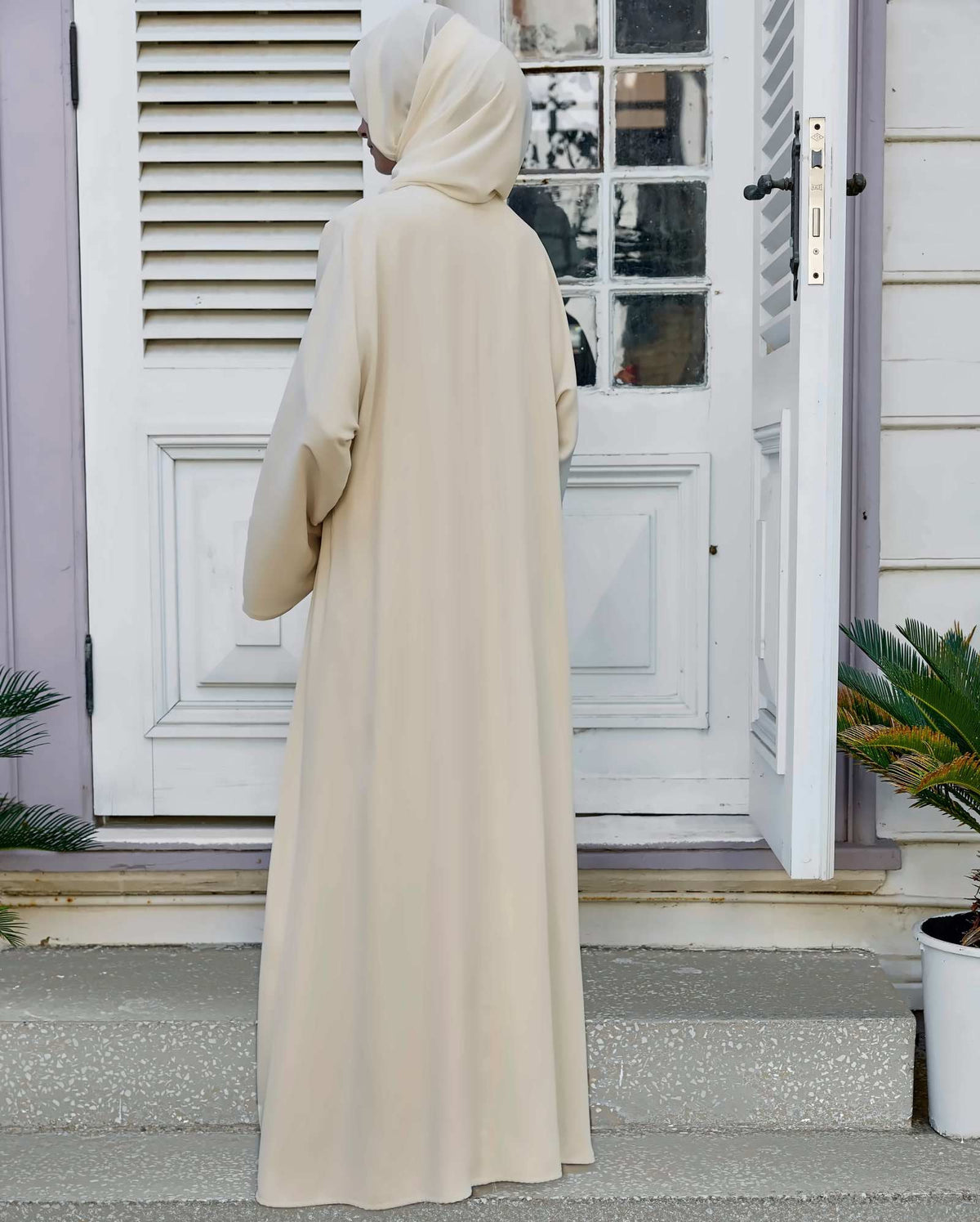 Krem Manolya Abaya & Şal Hubab Abaya