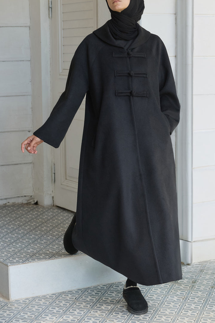 Düğüm Detaylı Yün Kaban Siyah