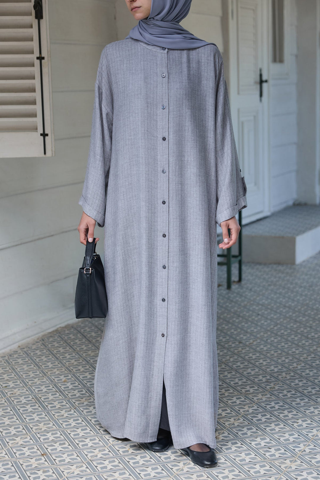 Daily Abaya Gri Hubab Abaya