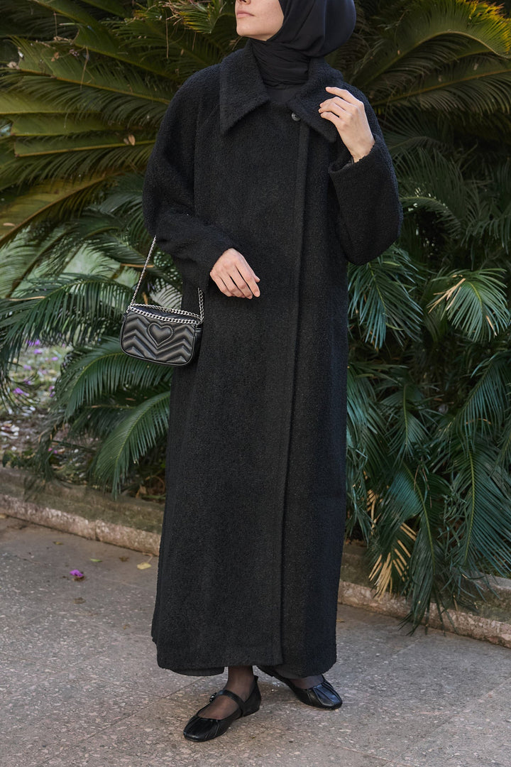 Yaka Detaylı Buklet Kaban Hubab Abaya