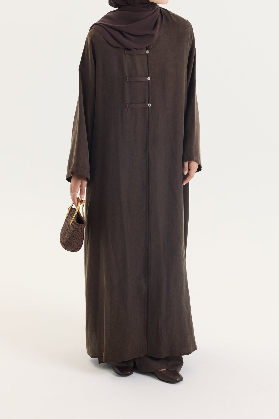 BRİT DETAYLI KAHVERENGİ KUPRA ABAYA Hubab Abaya