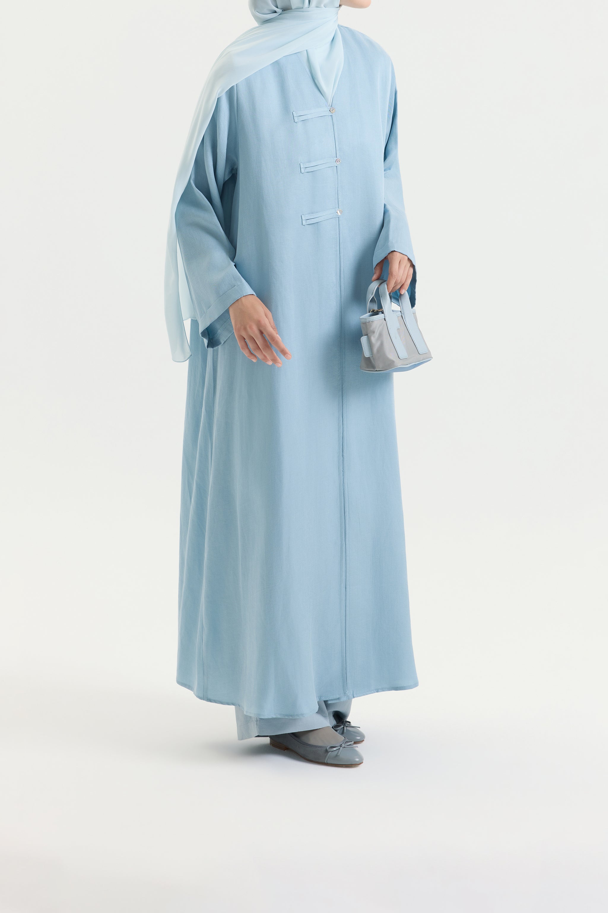 BRİT DETAYLI MAVİ KUPRA ABAYA Hubab Abaya