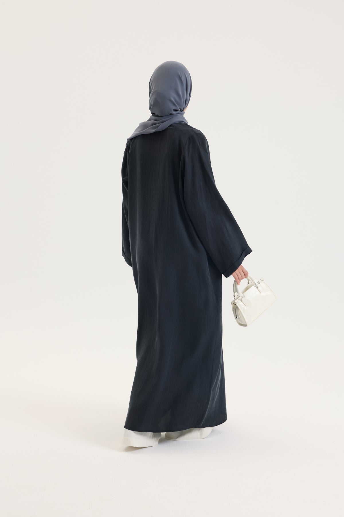 Brit Detaylı Siyah Kupra Abaya Hubab Abaya
