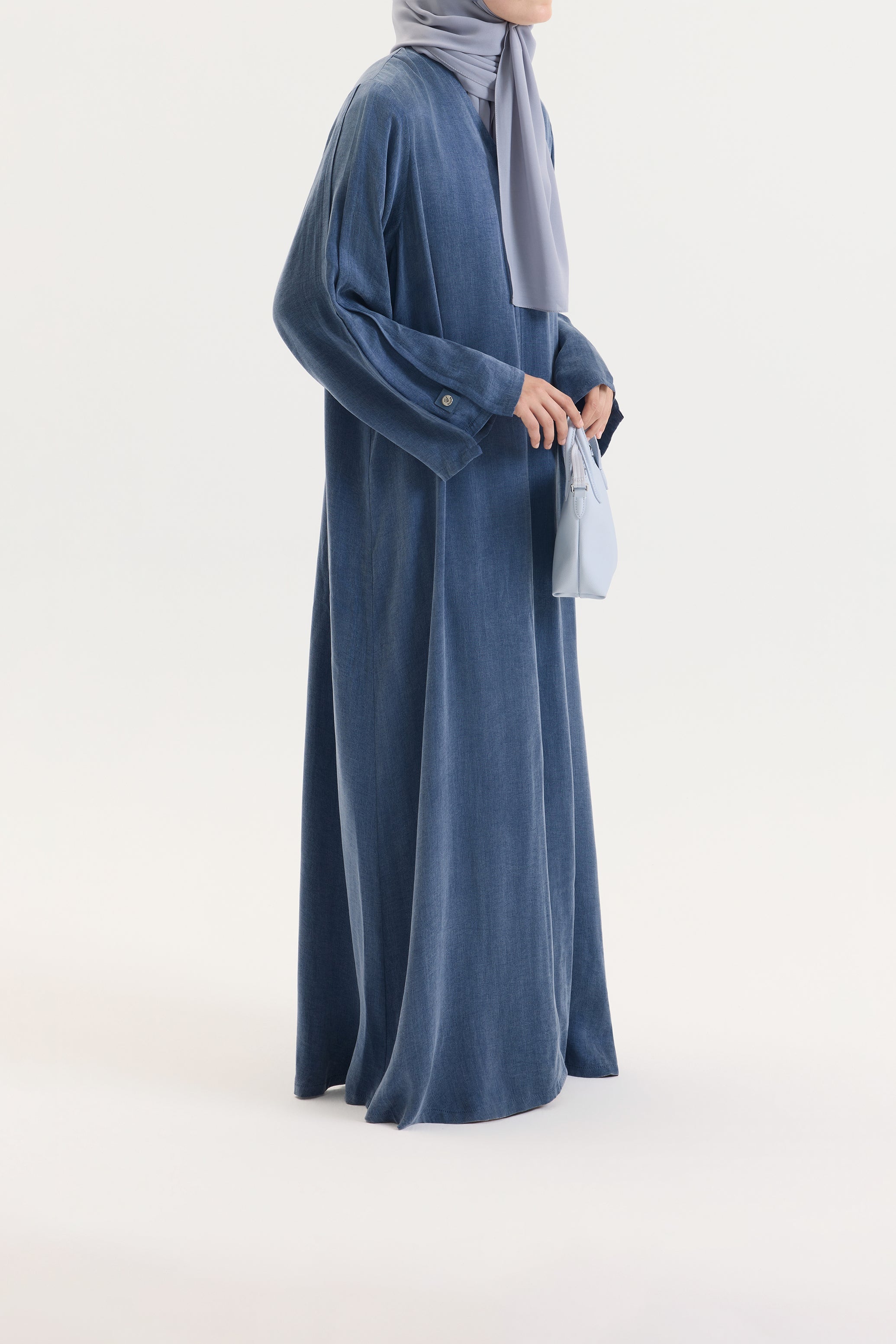 Essential İndigo Abaya Hubab Abaya