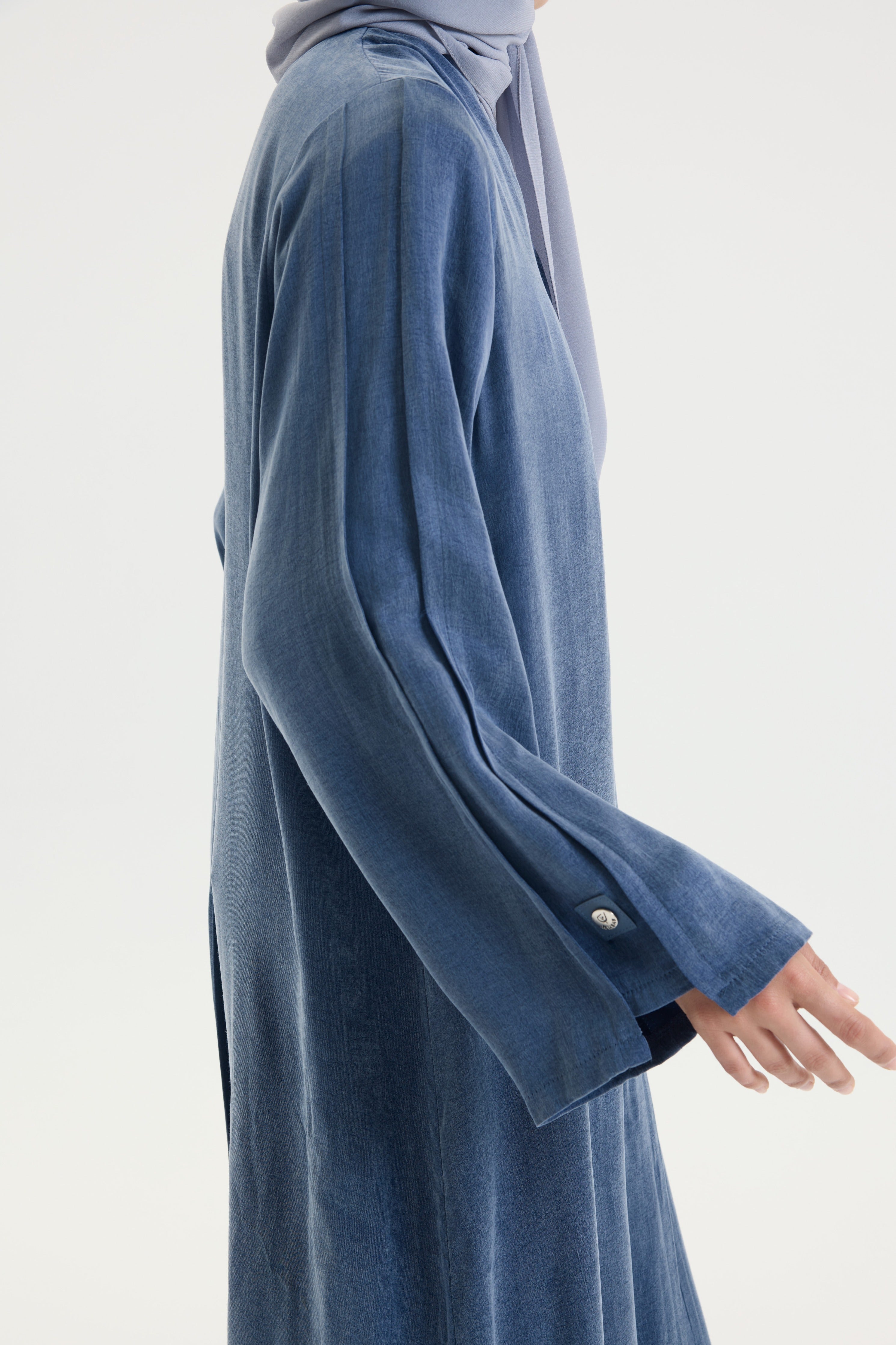 Essential İndigo Abaya Hubab Abaya