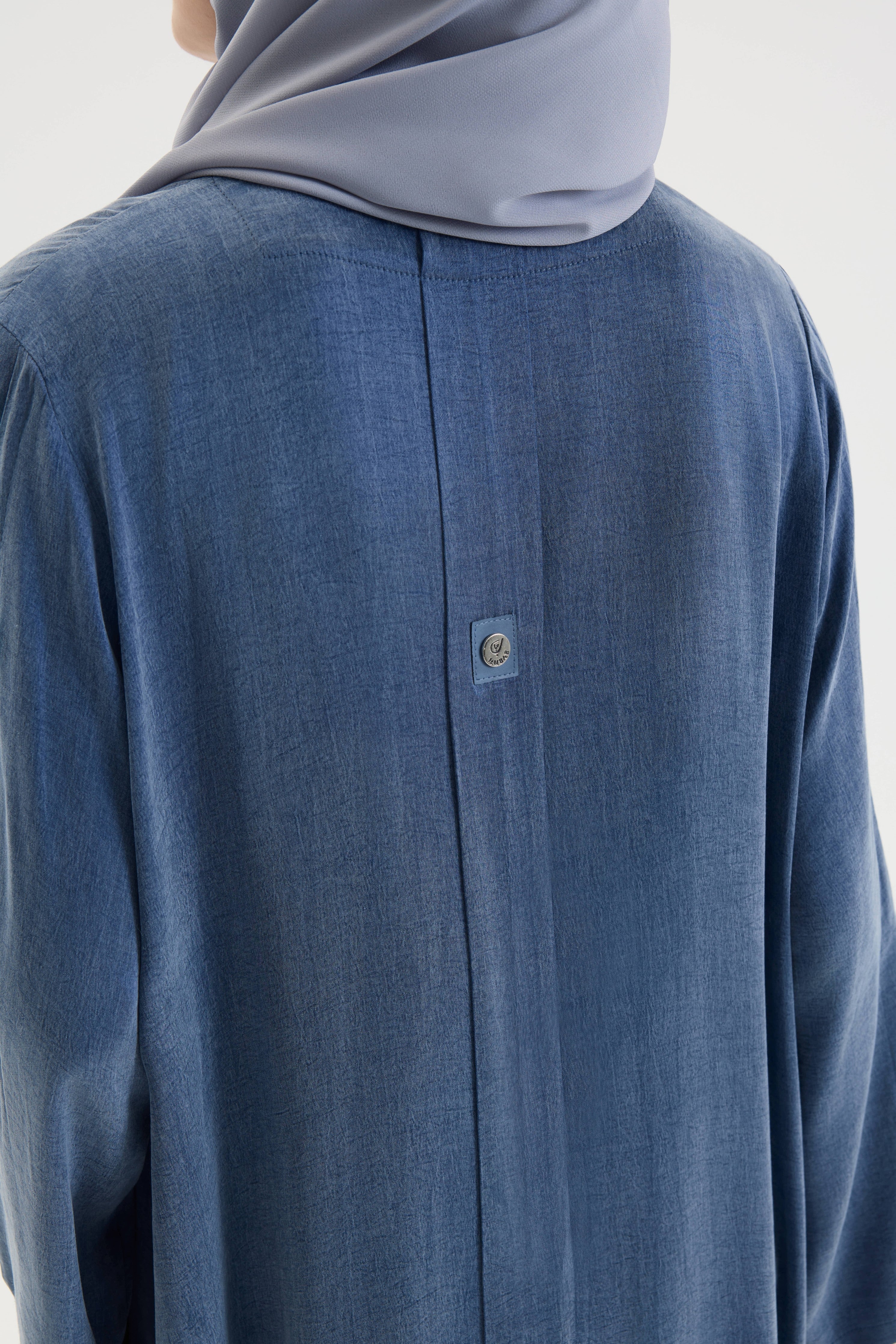 Essential İndigo Abaya Hubab Abaya