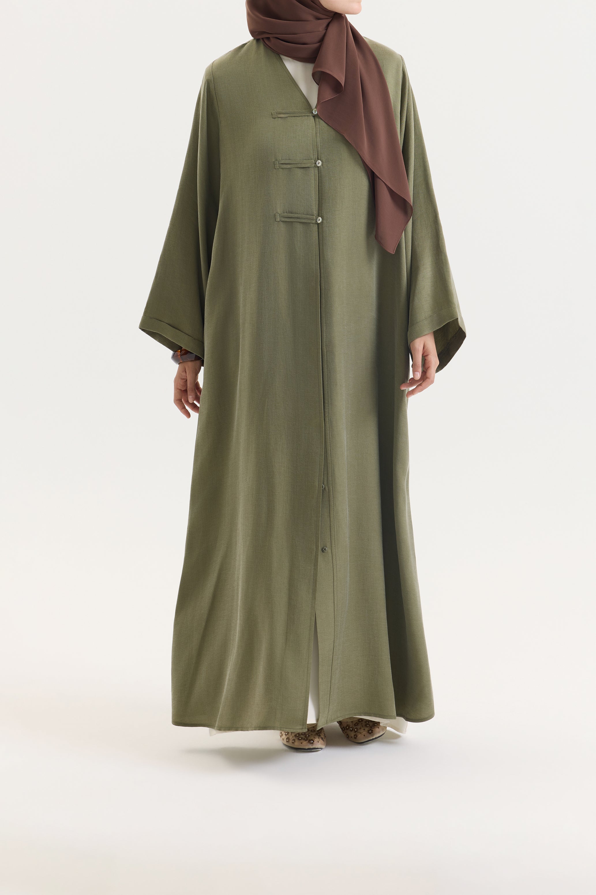 BRİT DETAYLI YEŞİL KUPRA ABAYA Hubab Abaya