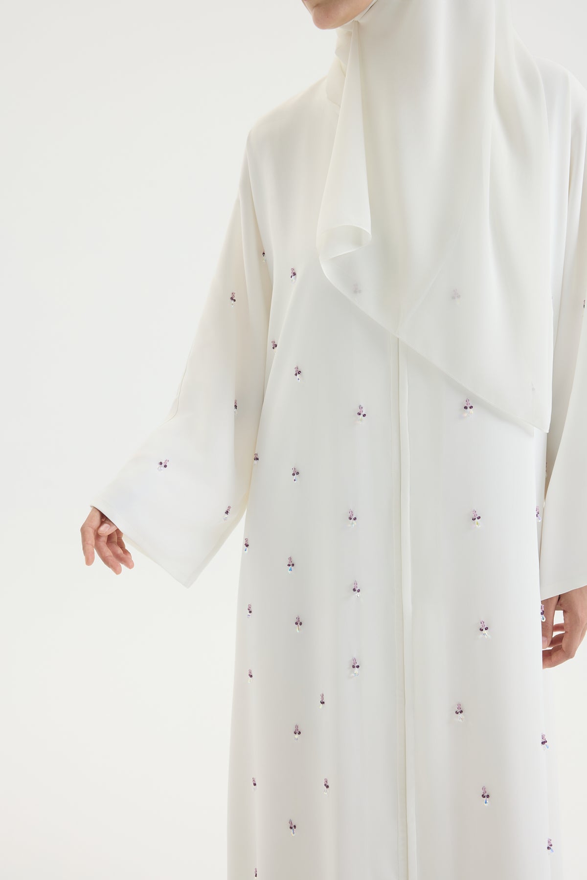 Beyaz Leylak Abaya