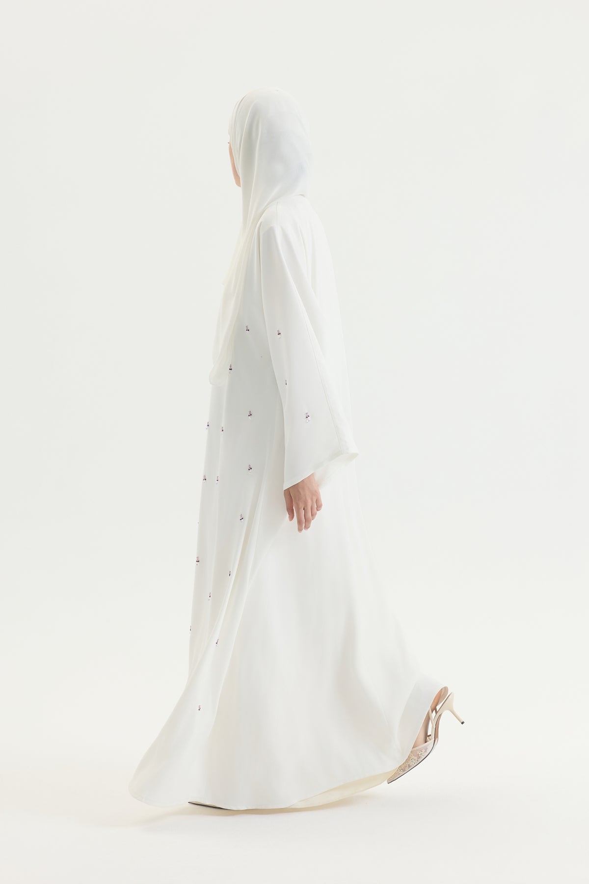 Beyaz Leylak Abaya