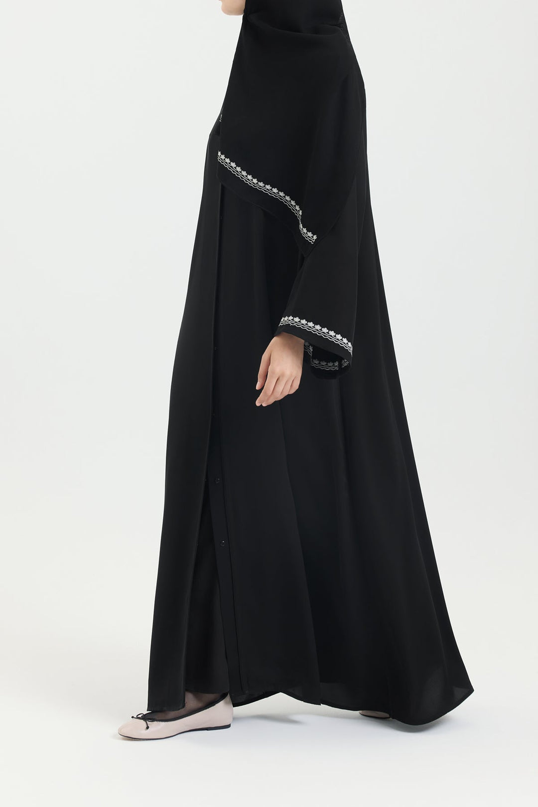 Exclusive Japon İpeği Yonca Nakış Abaya Hubab Abaya
