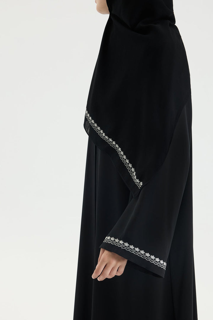 Exclusive Japon İpeği Yonca Nakış Abaya Hubab Abaya