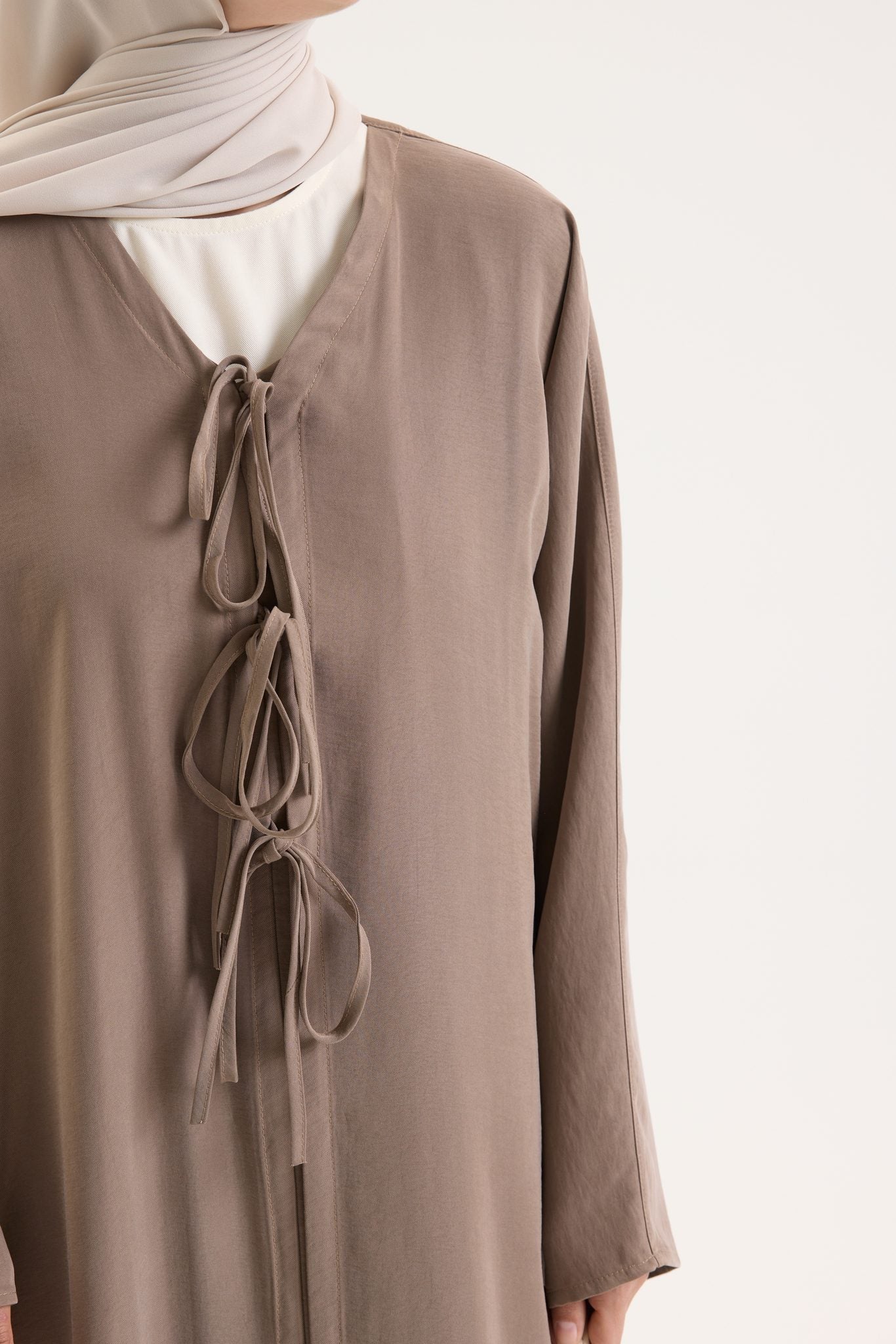 Önden Bağlamalı Vizon Bow Abaya Hubab Abaya