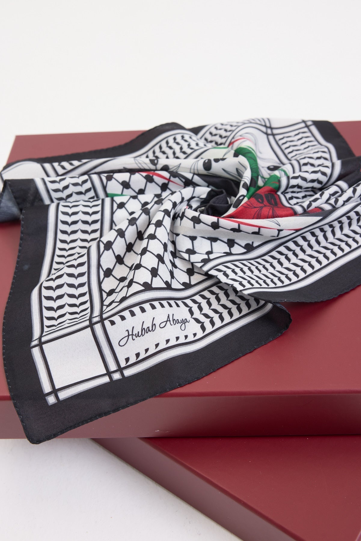 Zeytin Desenli Filistin Kefiyesi Hubab Abaya