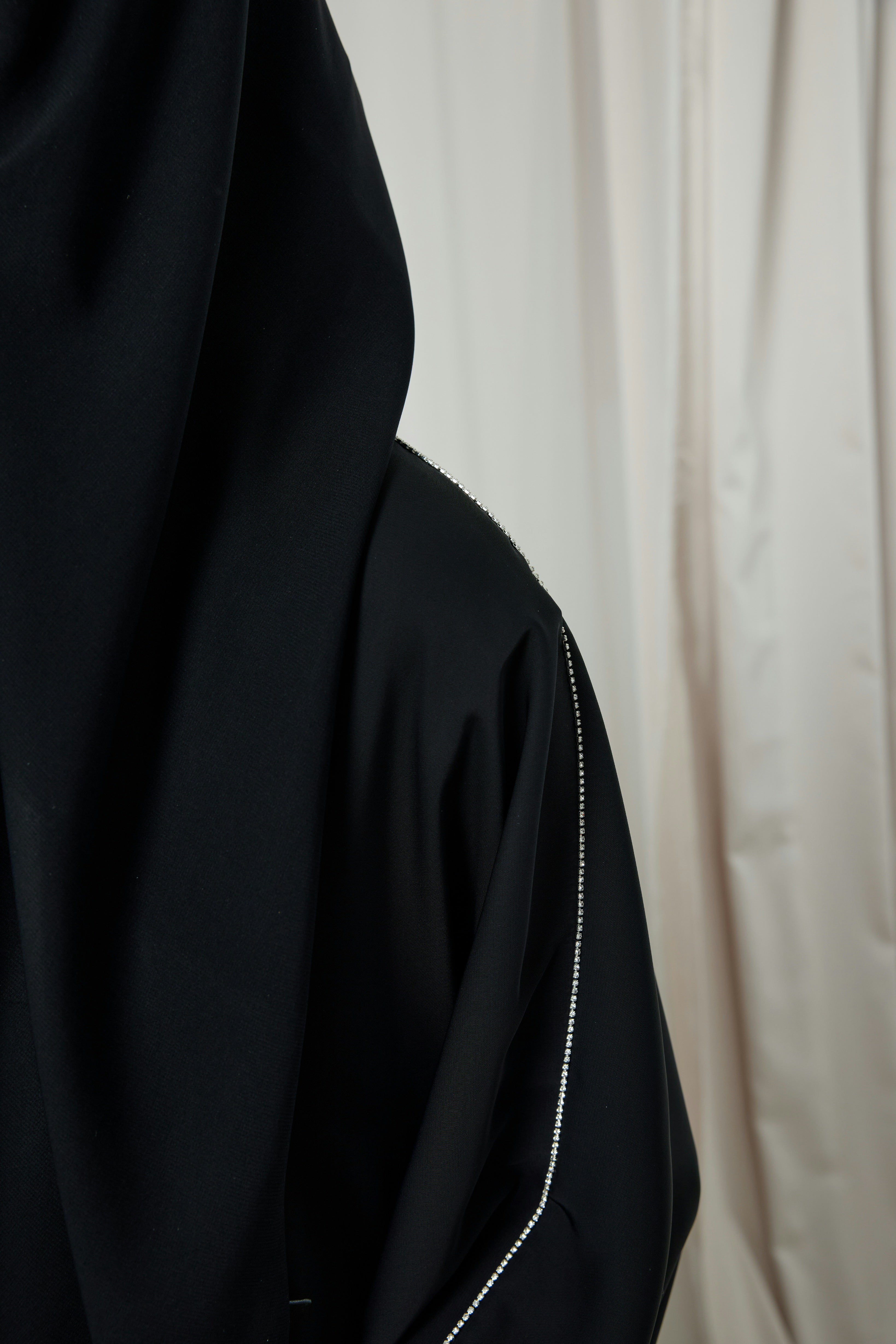 Su Yolu Abaya Hubab Abaya