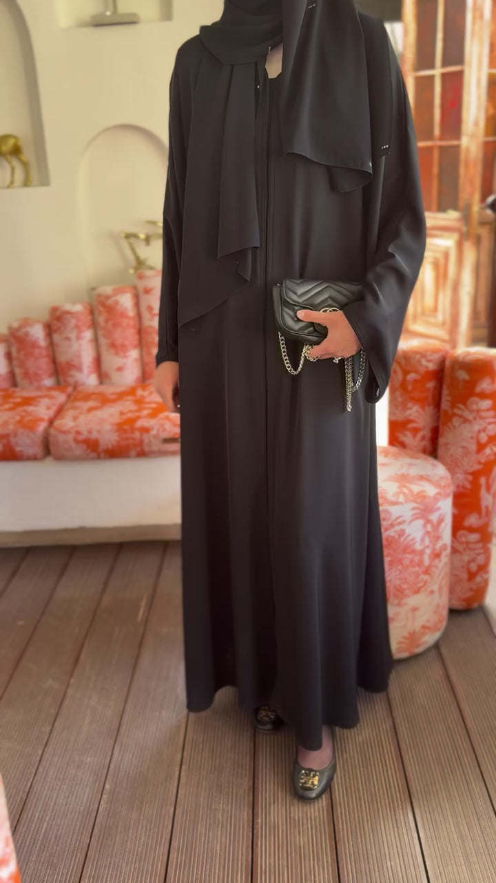 Siyah Biyeli Abaya