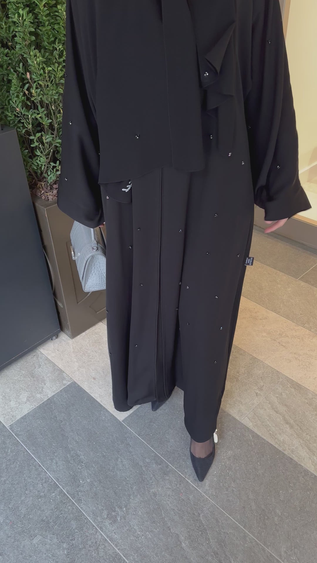 Dila Abaya Luxury